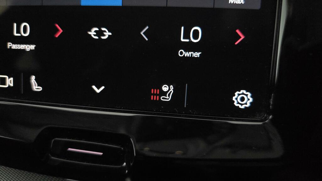 Volvo XC60 Black Edition Ultra, T8 Awd Plug-in Hybrid, Electr Black #29