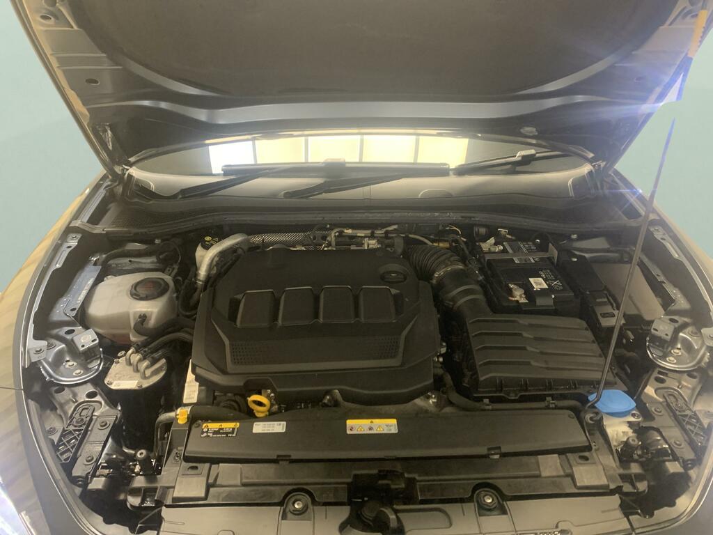 Seat Leon 1.5 Etsi Mhev Fr Estate Hybrid Dsg Euro Red #21