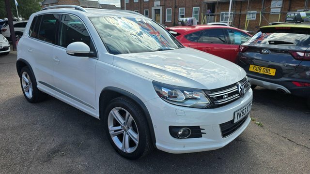 Volkswagen Tiguan 2.0 Tdi Bluemotion Tech R-line 4Wd Euro 5 Ss YK63XTT White