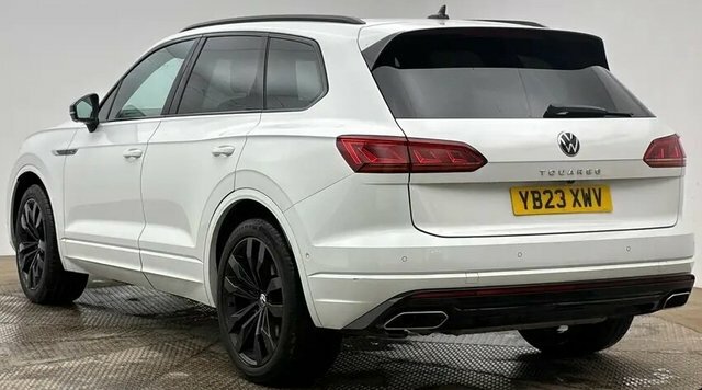 Volkswagen Touareg 3.0 Tdi V6 Black Edition Suv Tiptronic White #4