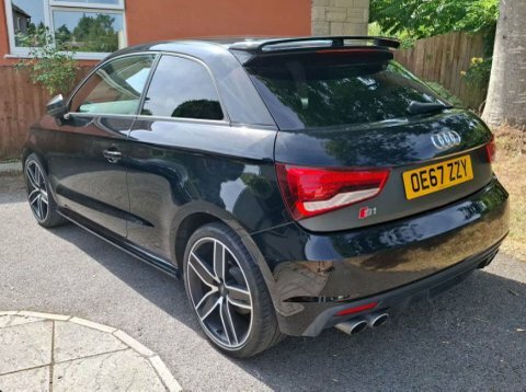 Audi S1 2.0 Tfsi Competition Black #2