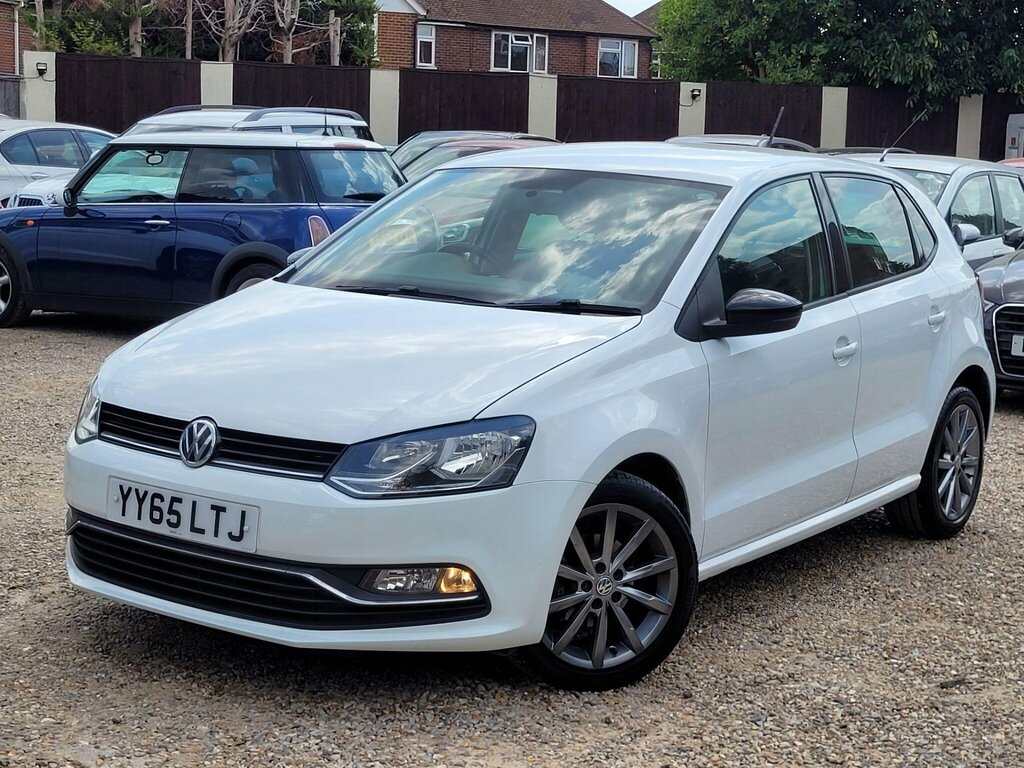 Volkswagen Polo 1.2 Tsi Bluemotion Tech Se Design Euro 6 Ss YY65LTJ White #2