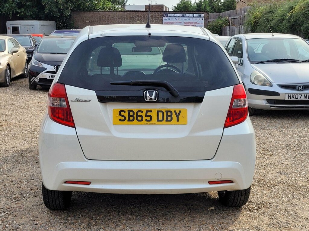 Honda Jazz 1.4 I-vtec Es Plus Cvt Euro 5 SB65DBY White #6