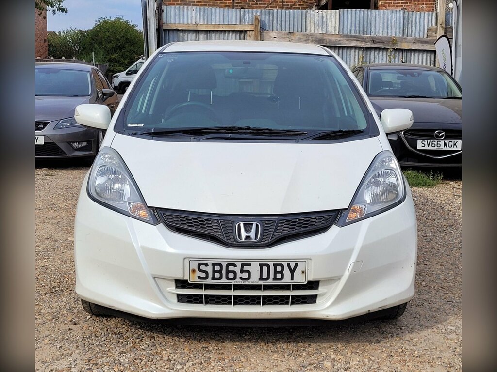 Honda Jazz 1.4 I-vtec Es Plus Cvt Euro 5 SB65DBY White #3