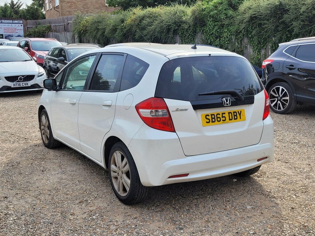 Honda Jazz 1.4 I-vtec Es Plus Cvt Euro 5 SB65DBY White #5
