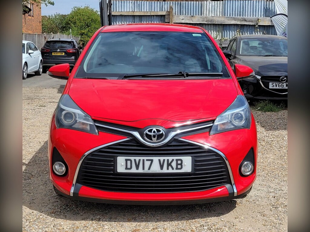 Toyota Yaris 1.0 Vvt-i Icon Euro 6 DV17VKB Red #3
