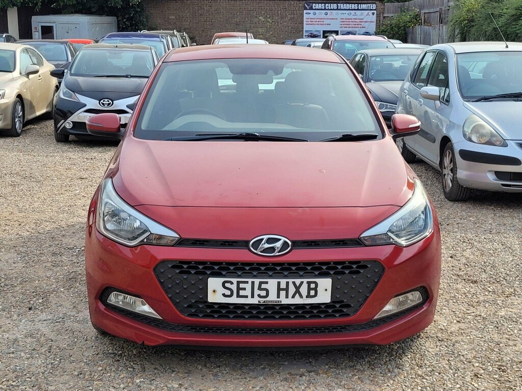 Hyundai I20 1.2 Blue Drive Se Euro 6 Ss Red #3