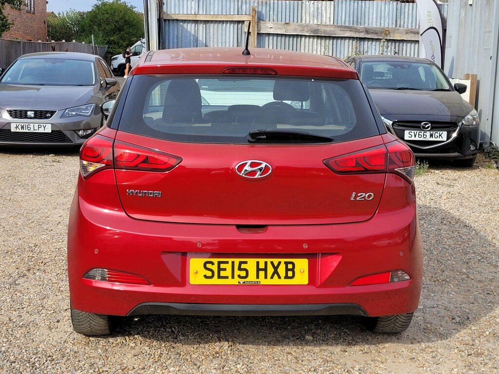 Hyundai I20 1.2 Blue Drive Se Euro 6 Ss Red #6