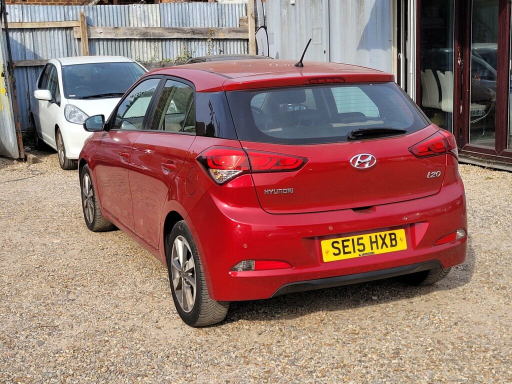 Hyundai I20 1.2 Blue Drive Se Euro 6 Ss Red #5