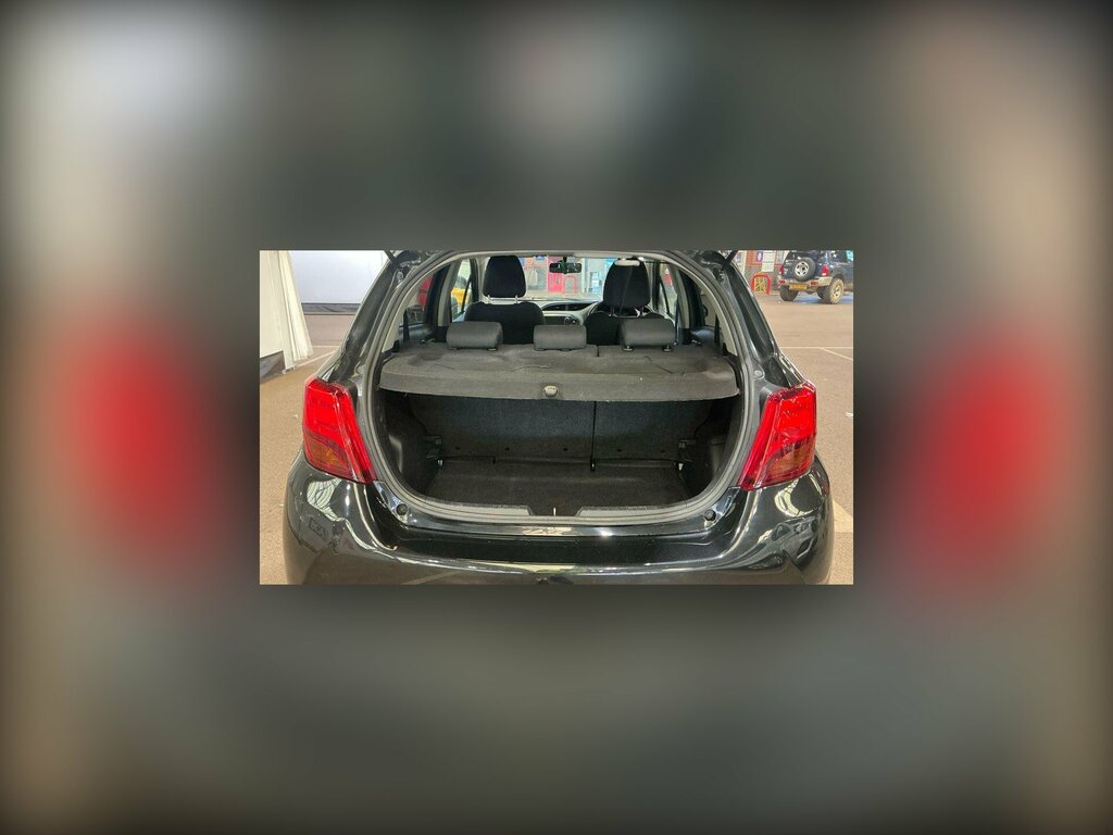 Toyota Yaris 1L Icon Red #4