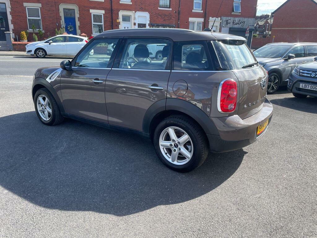 Mini Countryman 1.6 Cooper Suv Euro 6 Ss 122 Black #7
