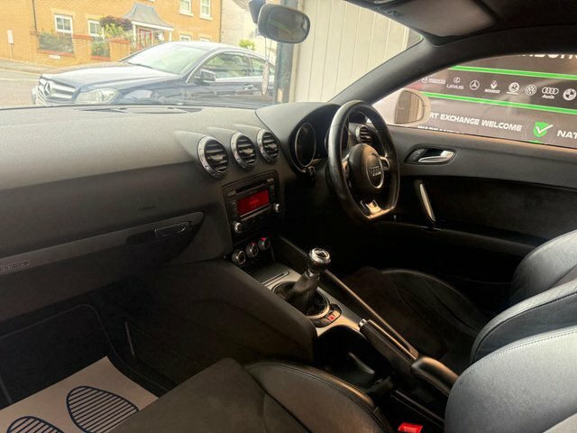 Audi TT 2.0 Tfsi Black Edition S Tronic Quattro Euro 5 S White #15