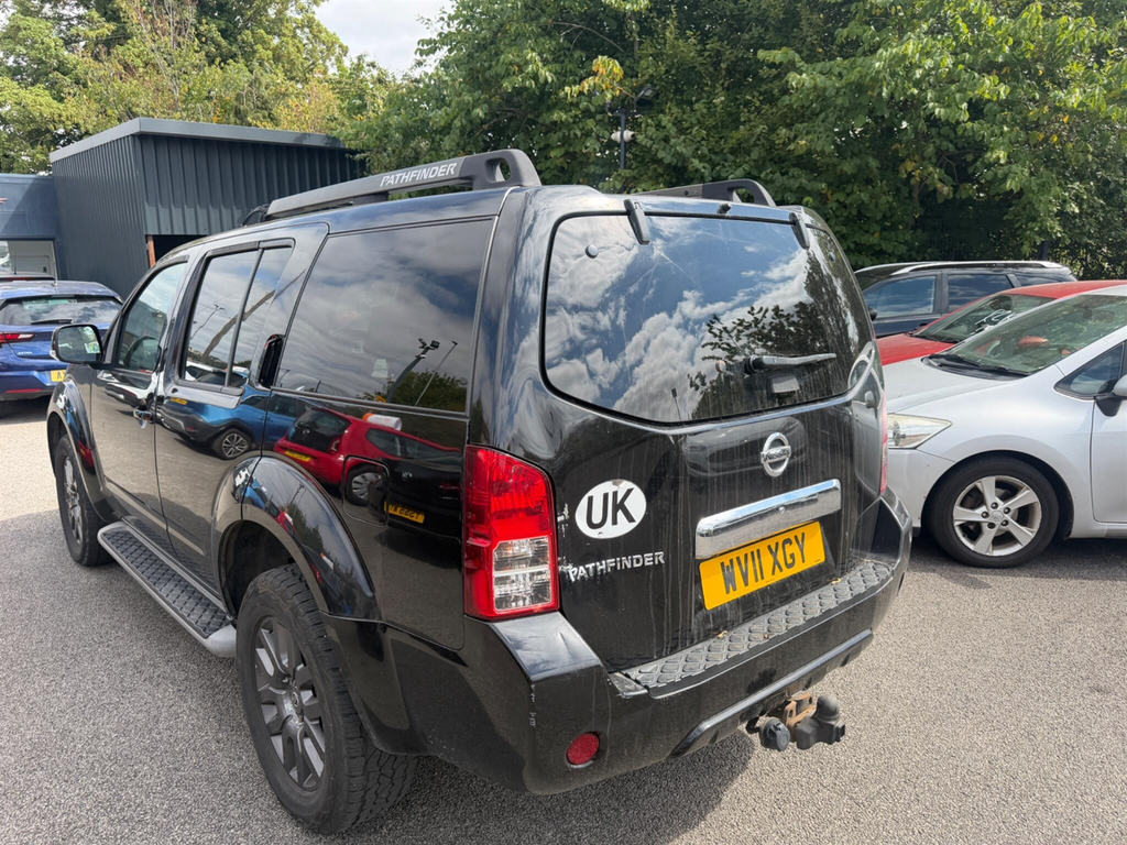 Nissan Pathfinder 2.5 Dci Tekna 4Wd Euro 4 WV11XGY Black #5