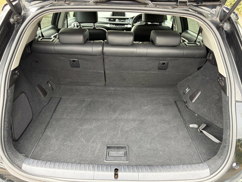 Lexus CT 1.8 200H Se-l Cvt Euro 5 S S Silver #21
