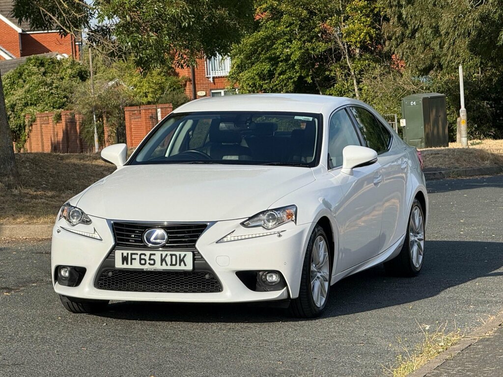 Lexus IS 2.5 300H Executive Edition Saloon Hybri White #3