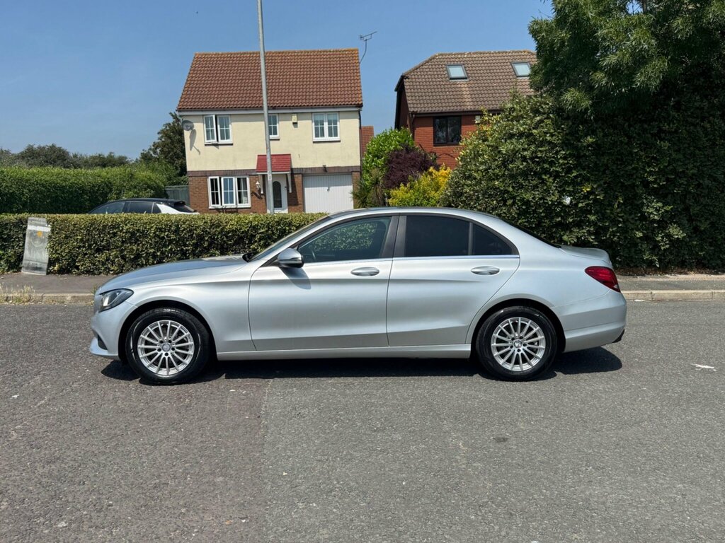 Mercedes-Benz C Class Estate 2.1 C250d Amg Line Premium 7G-tronic Eur Black #9