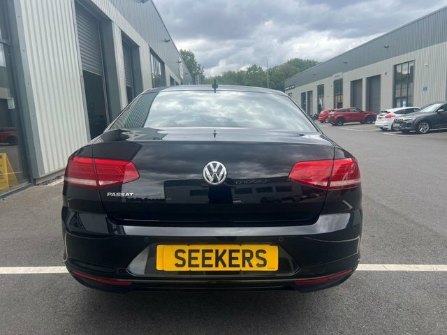 Volkswagen Passat Tdi Se Business Saloon Black #5