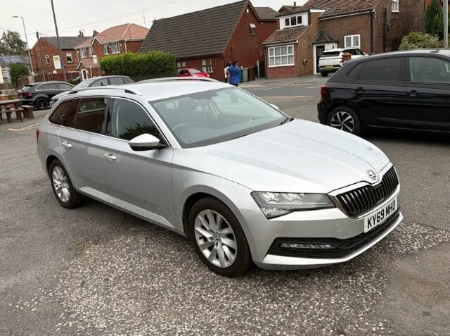Skoda Superb Tsi Act Se Estate Silver