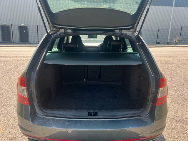 Skoda Octavia Estate 2.0 Tdi Vrs Dsg Euro 6 Ss Snav 20 Red #10