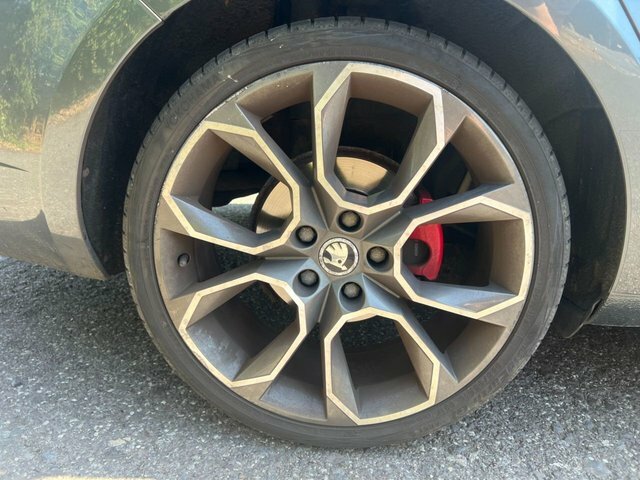 Skoda Octavia Estate 2.0 Tdi Vrs Dsg Euro 6 Ss Snav 20 Red #24