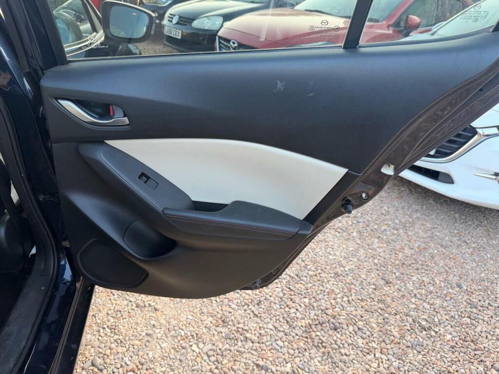 Mazda 3 Saloon 2.0 Skyactiv-g Sport Nav Fastback Euro 5 S Red #14