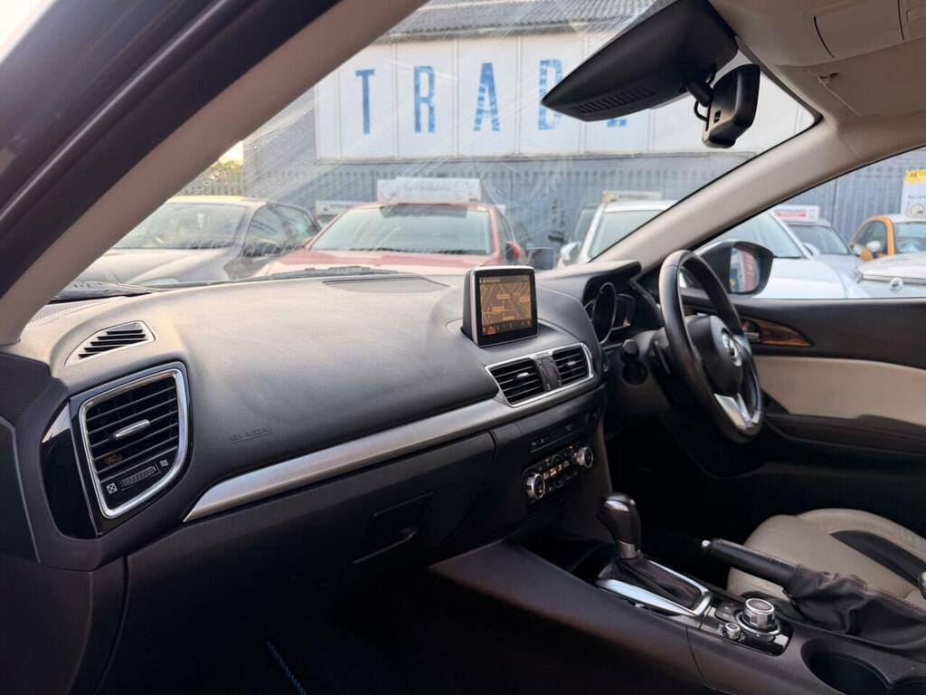 Mazda 3 Saloon 2.0 Skyactiv-g Sport Nav Fastback Euro 5 S Red #36
