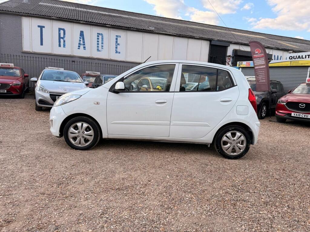 Hyundai I10 Petrol White #5