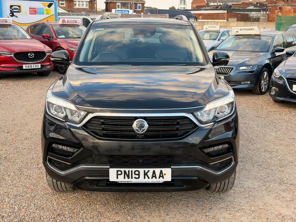 SsangYong Rexton Diesel Black #6