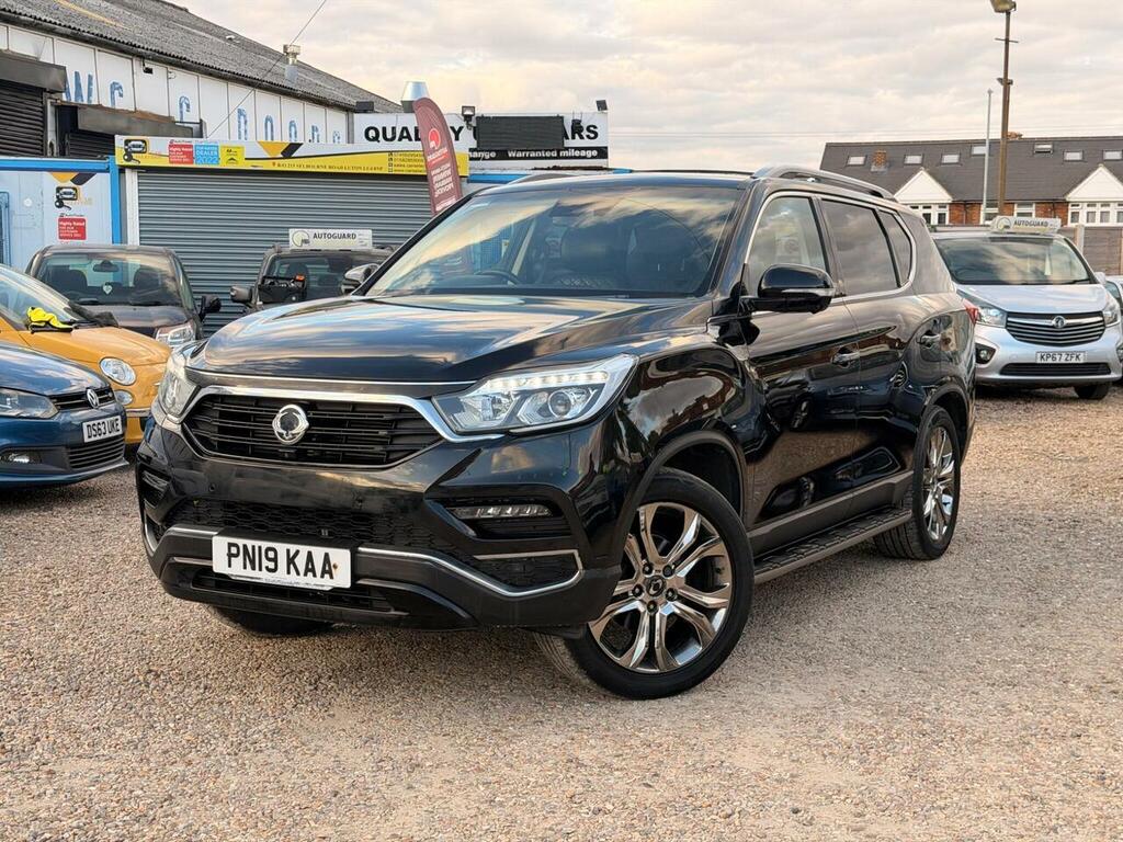 SsangYong Rexton Diesel Black #2