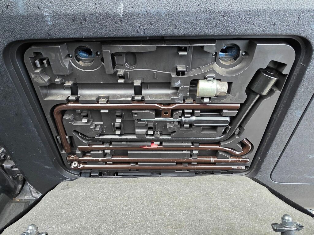 Toyota Land Cruiser 2.8 D Icon 2017 Black #29