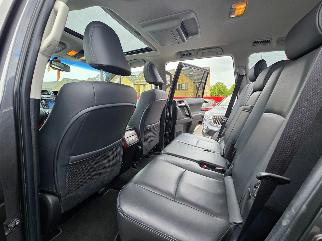 Toyota Land Cruiser 2.8 D Icon 2017 Black #30