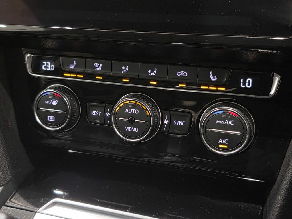 Volkswagen Arteon Arteon R-line Tsi Silver #56