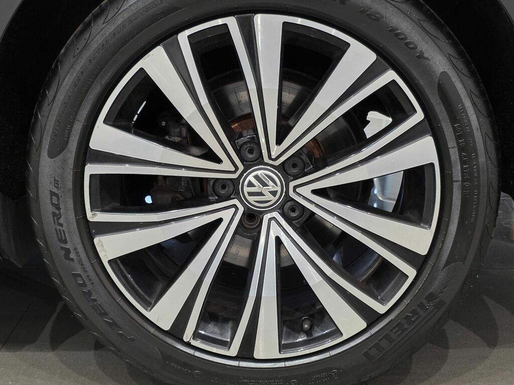 Volkswagen Arteon Arteon R-line Tsi Silver #27