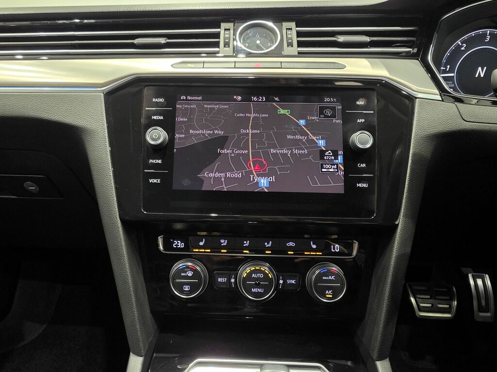 Volkswagen Arteon Arteon R-line Tsi Silver #14