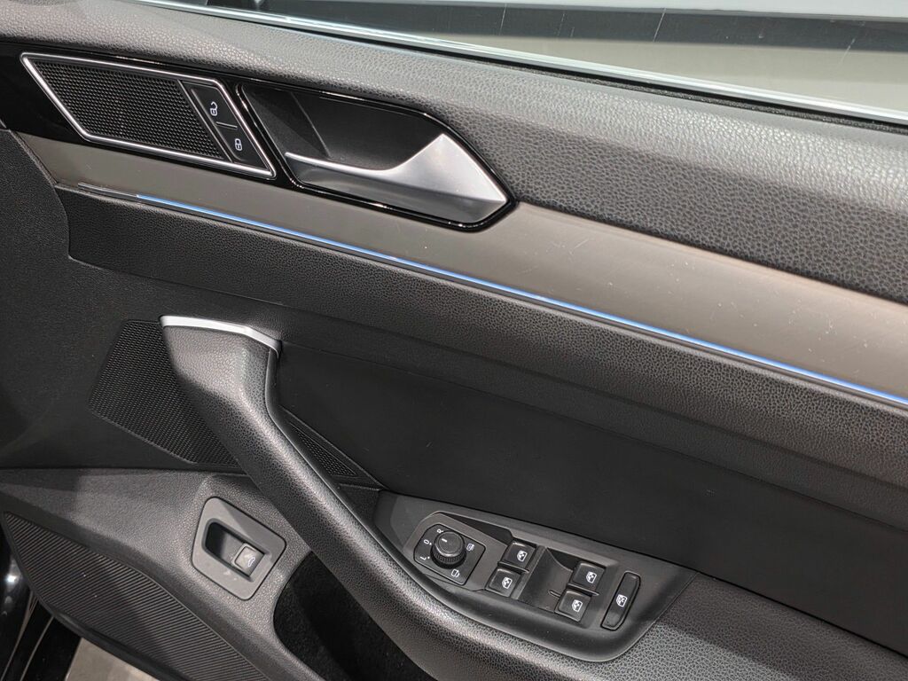 Volkswagen Arteon Arteon R-line Tsi Silver #69
