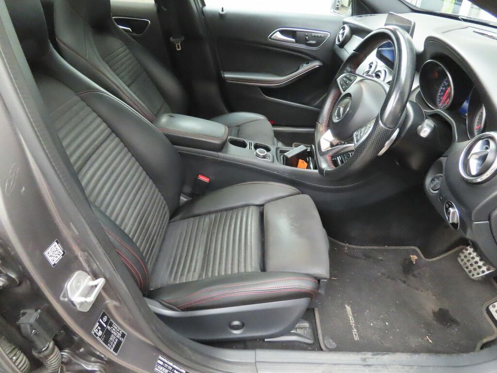 Mercedes-Benz GLA Class Gla200d Amg Line Premium Grey #3