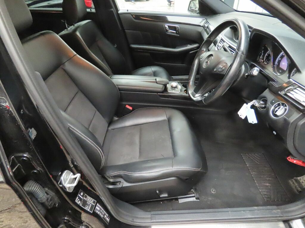 Mercedes-Benz E Class E350 Cdi V6 Blueefficiency Black #3