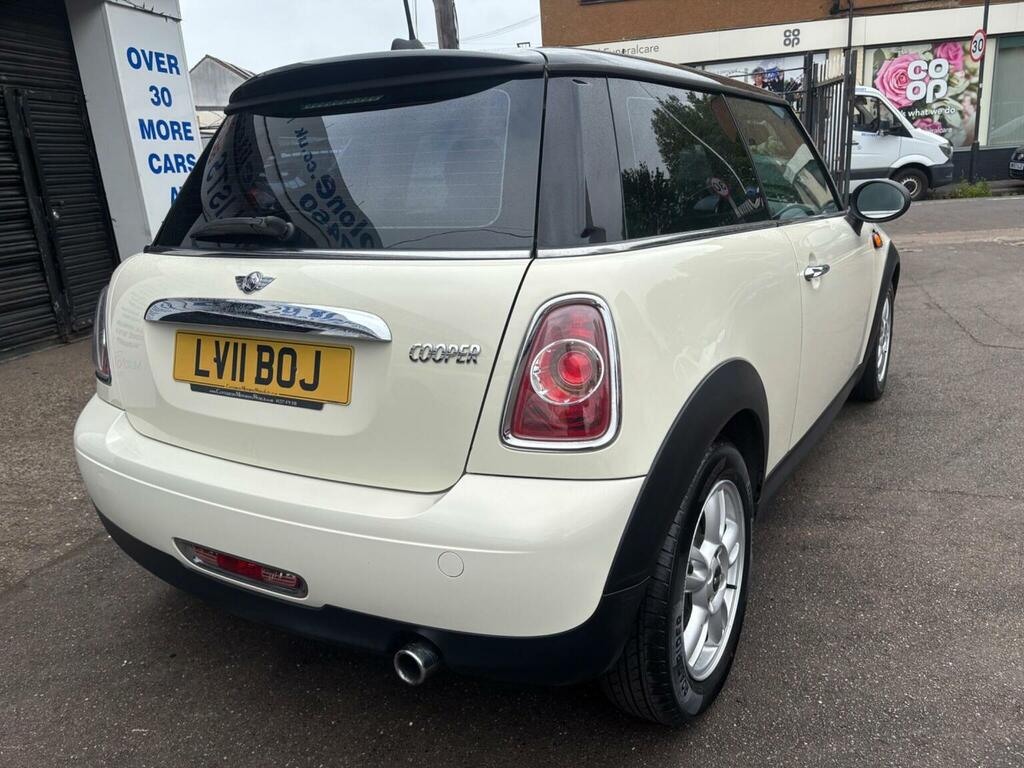 Mini Hatch 1.6 Cooper Steptronic Euro 5 White #4