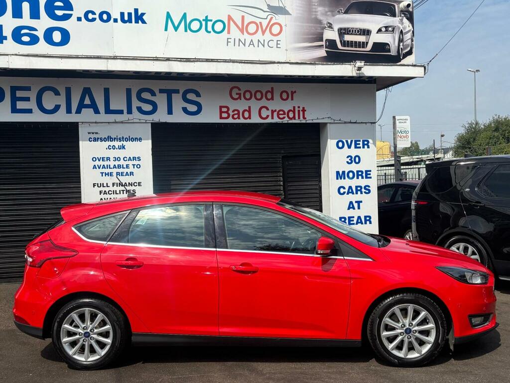 Ford Focus 1.5T Ecoboost Titanium Euro 6 Ss Red #2