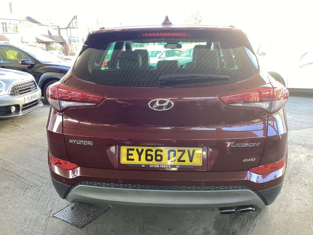 Hyundai Tucson Suv 2.0 Crdi Premium 4Wd Euro 6 201666 Red #4
