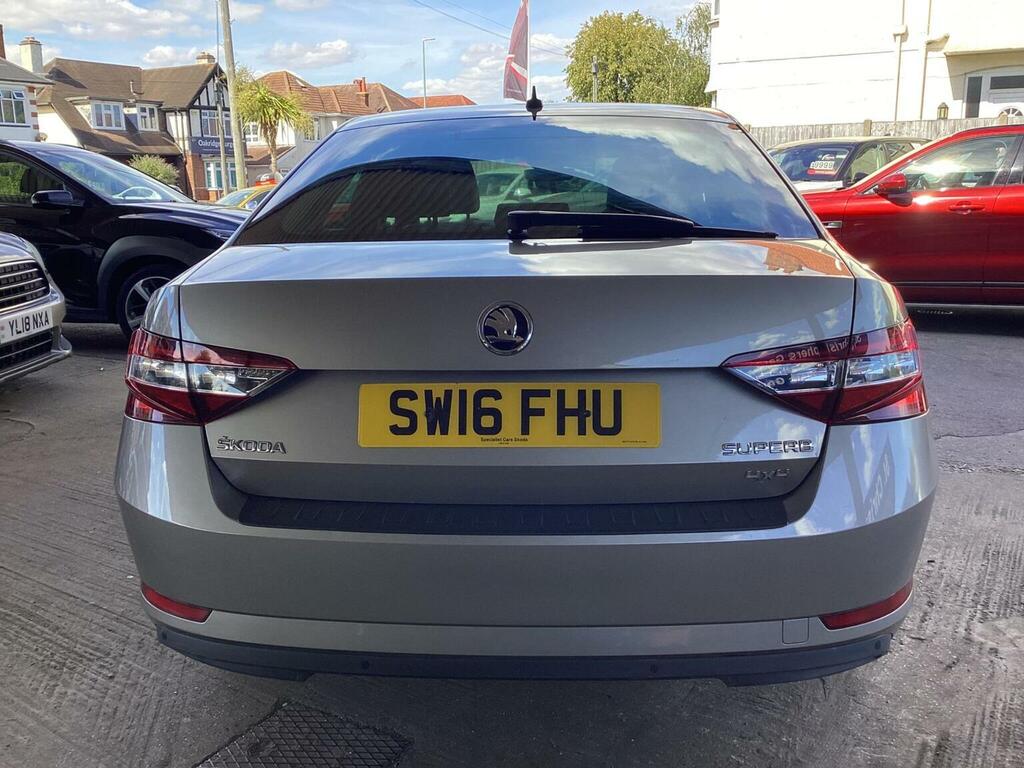 Skoda Superb Hatchback 2.0 Tdi Laurin Klement Dsg 6Spd 4 SW16FHU Beige #4