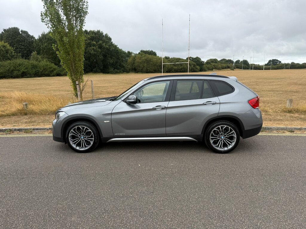 BMW X1 2.0 20D Se Drive Grey #4