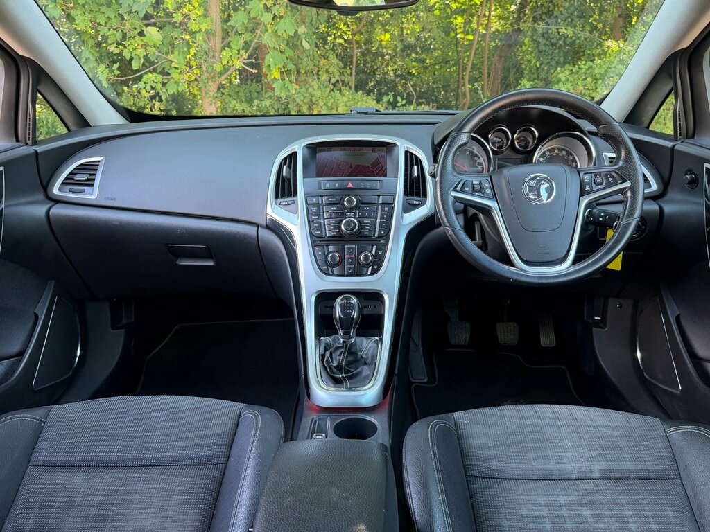 Vauxhall Astra GTC Gtc 2.0 Cdti Sri Yellow #6