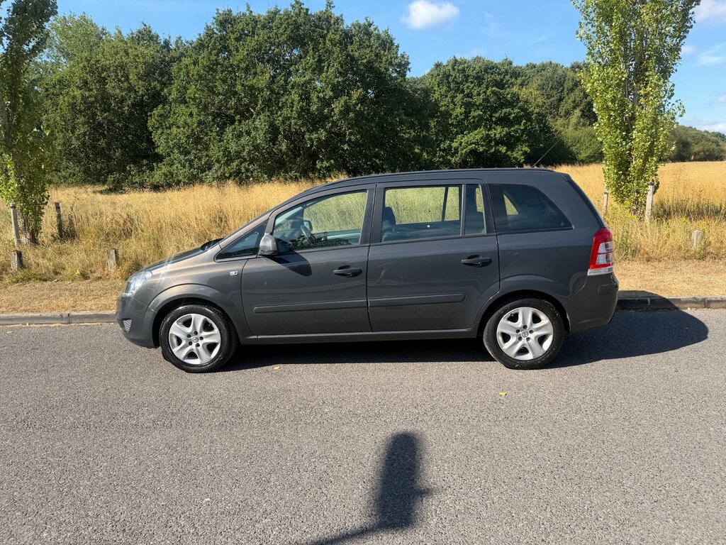 Vauxhall Zafira 1.6 16V Exclusiv - 7 Seater Grey #4