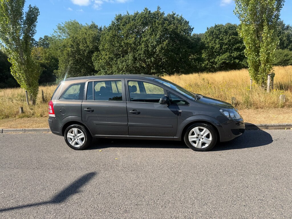 Vauxhall Zafira 1.6 16V Exclusiv - 7 Seater Grey #2