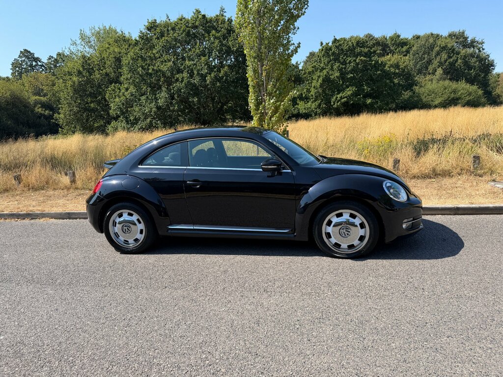 Volkswagen Beetle 2.0 Tdi Design Black #2