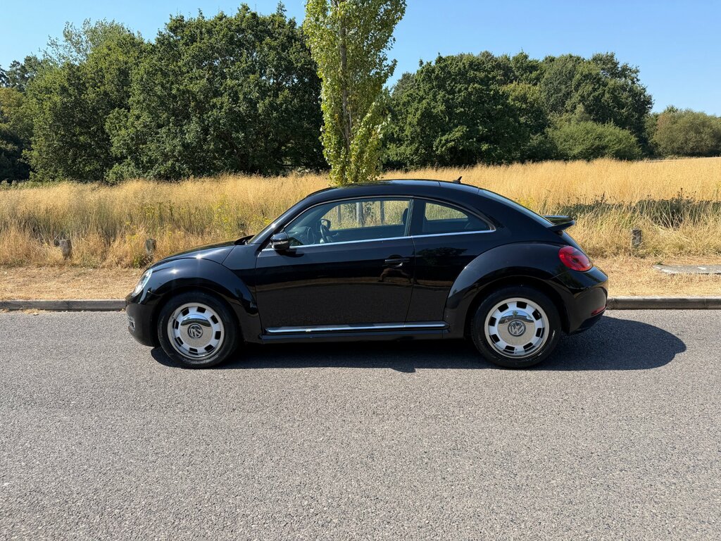 Volkswagen Beetle 2.0 Tdi Design Black #4