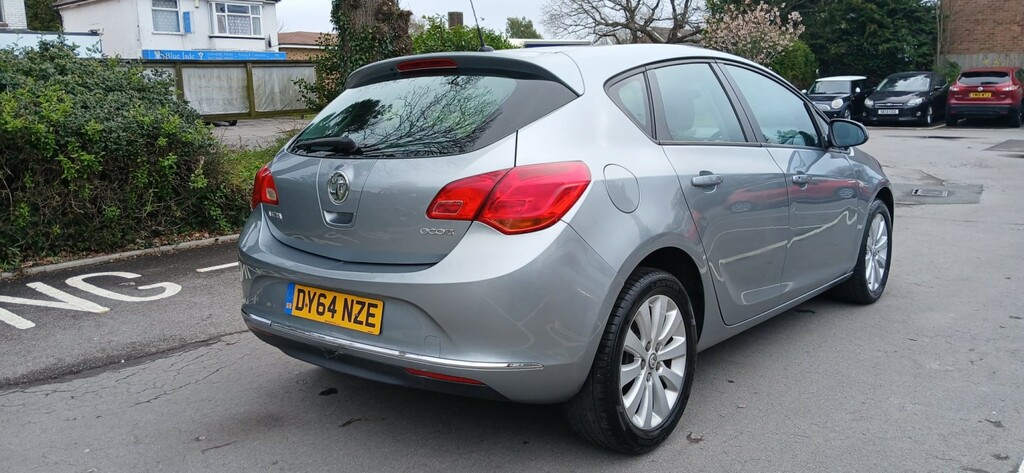 Vauxhall Astra Astra 2.0 Cdti Tech Line Gt Euro 5 Ss White #7
