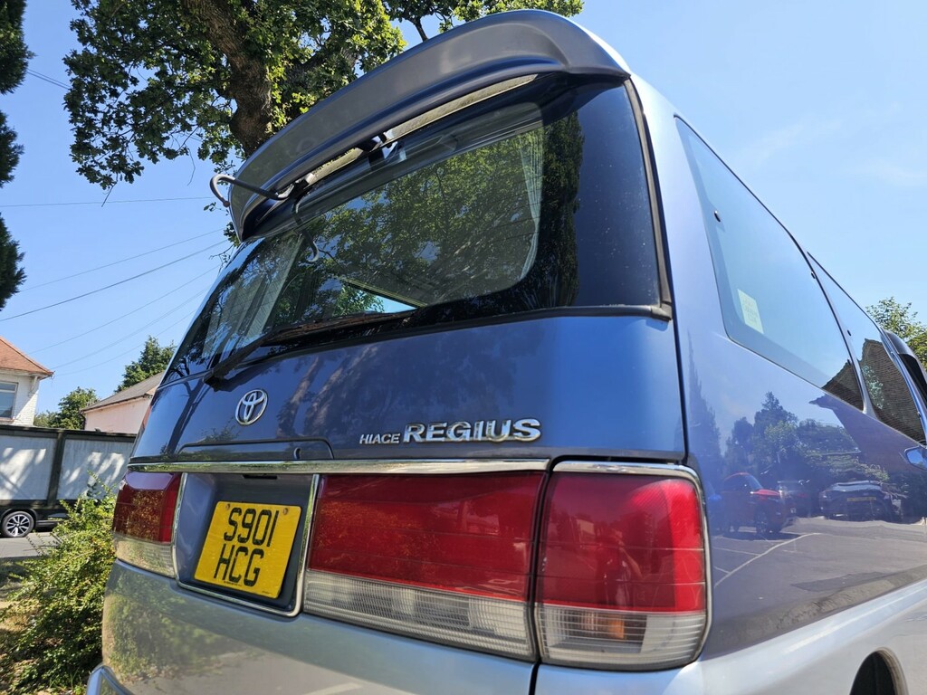 Toyota HiAce Mpv 2010 Blue #2