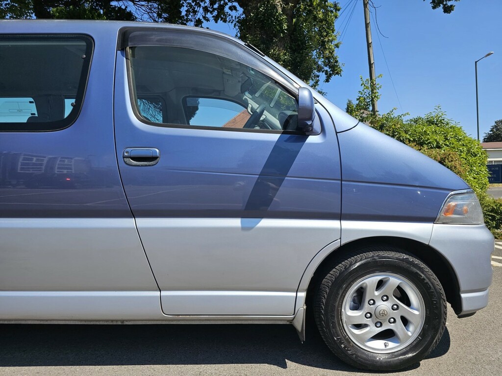 Toyota HiAce 2.5 280 Swb D-4d Silver #19